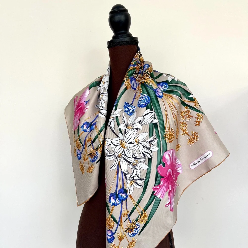 New Salvatore Ferragamo Silk Scarf Flowers Beige Multicolor Wrap Scarf